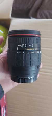 Obiectiv Sigma Hyperzoom AF 28-300 montura Canon EF