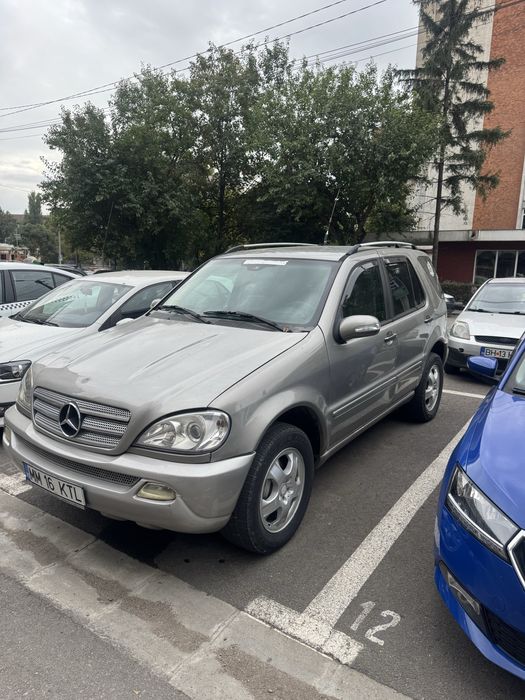 Mercedes Benz ML270 Autoutilitara
