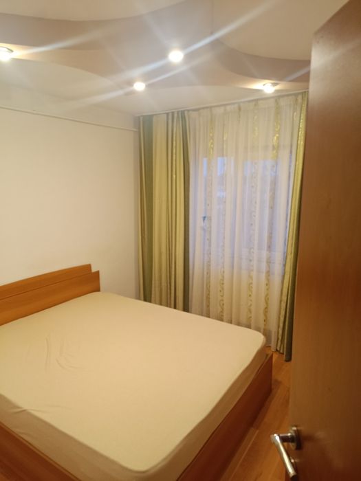Închiriez apartament 2 camere cf1