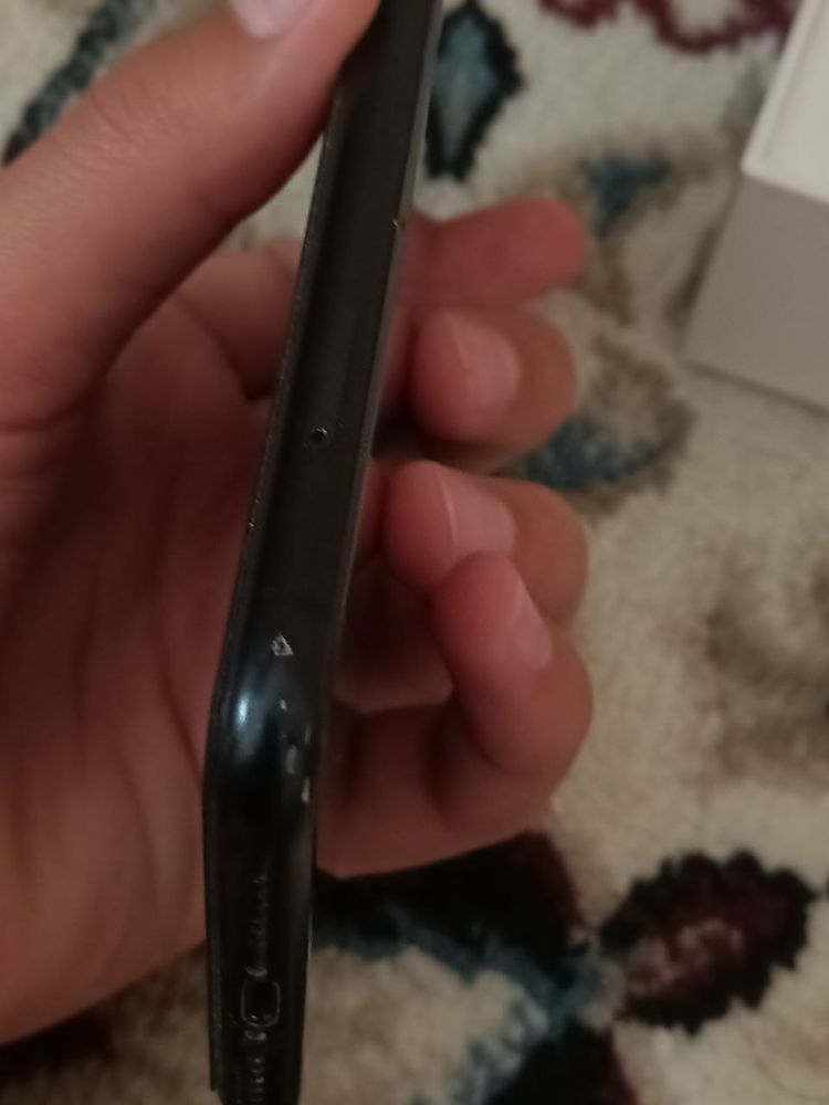 Iphone Xr 77 radnoy