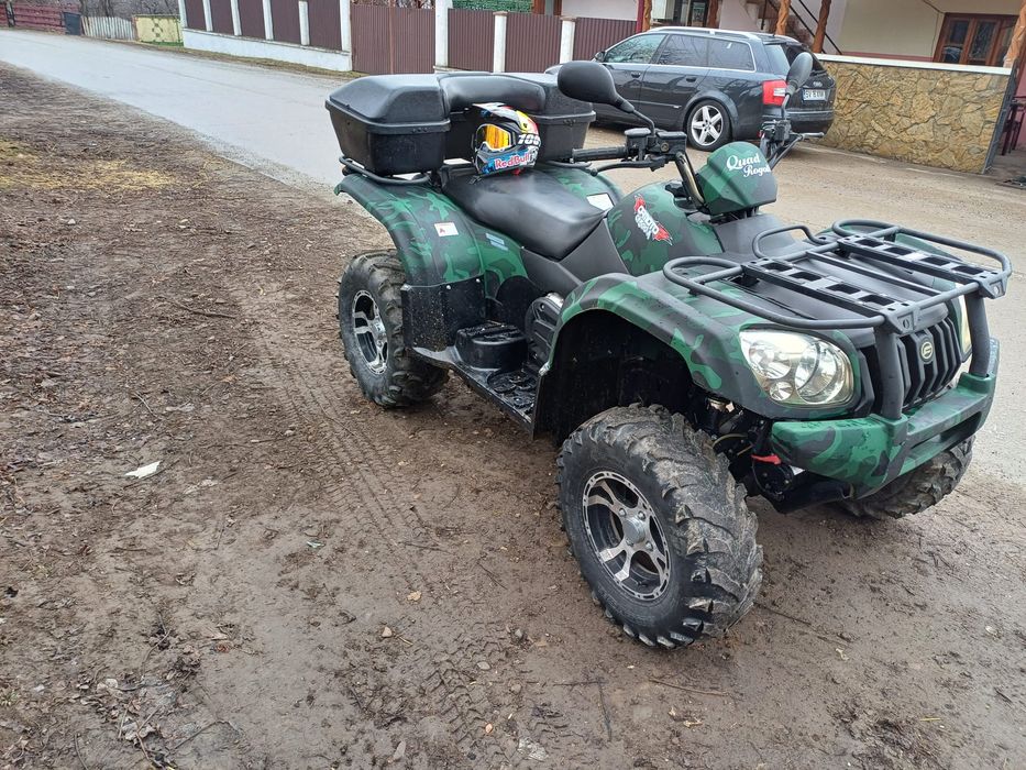 Atv.  cf..moto .