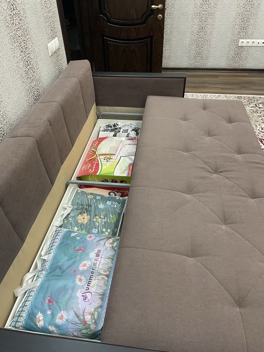 Диван (Divan) RIVALLI