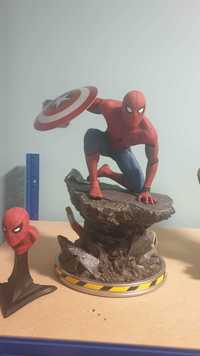 Spider-Man Queen studio статуетка