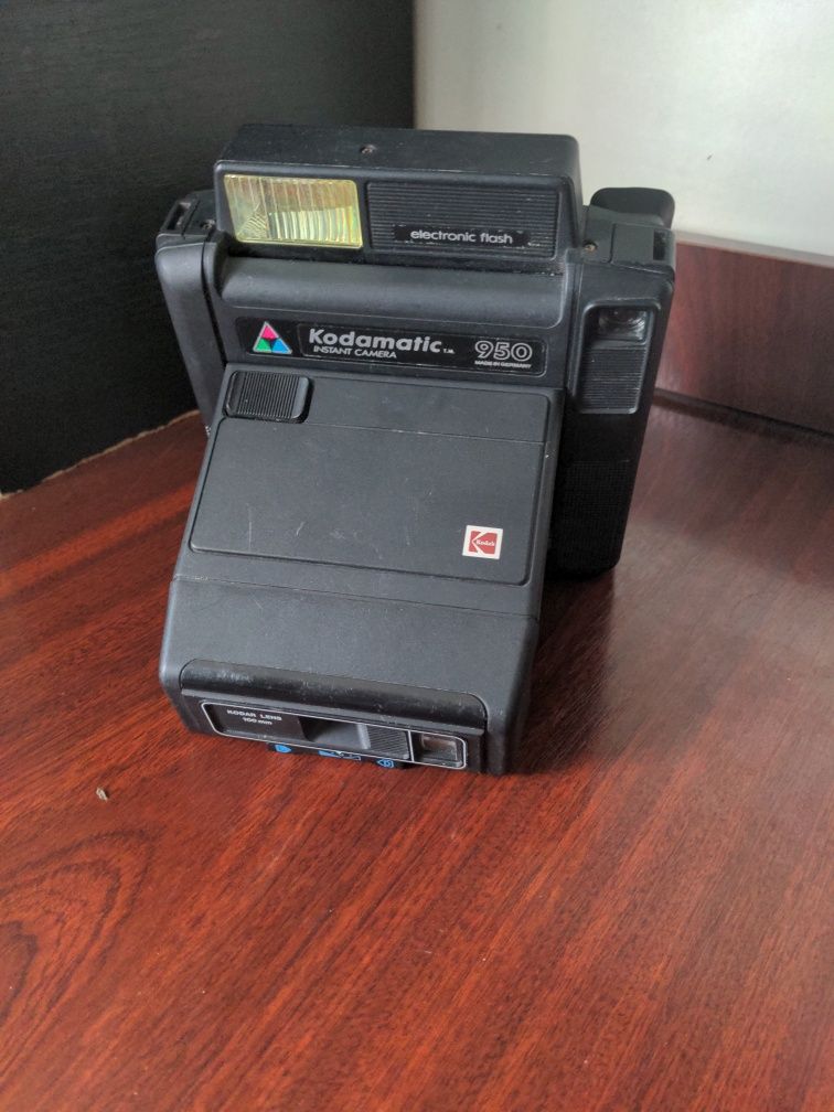 Kodamatic 950 instant camera