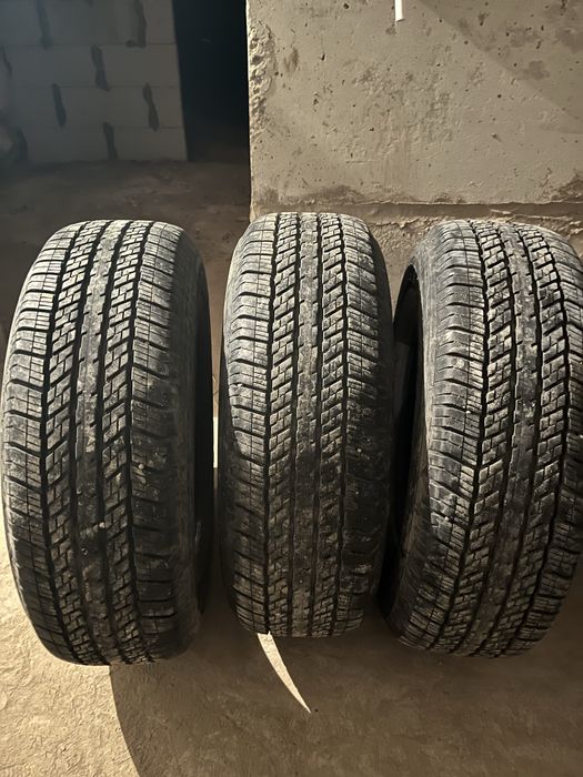 Шины 3- шт 265/70R16.  1125