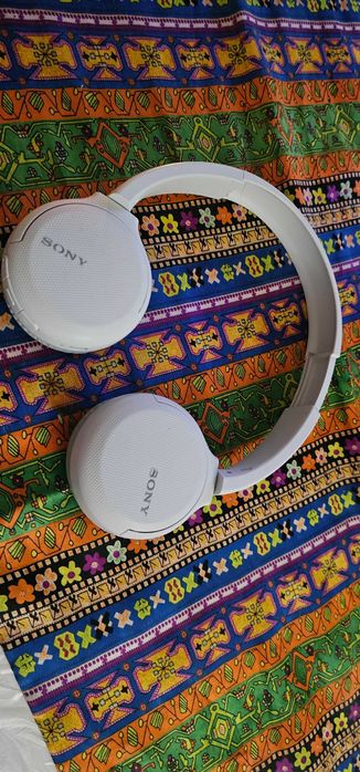 Casti SONY WH-CH510, Bluetooth, On-Ear, Microfon, albe