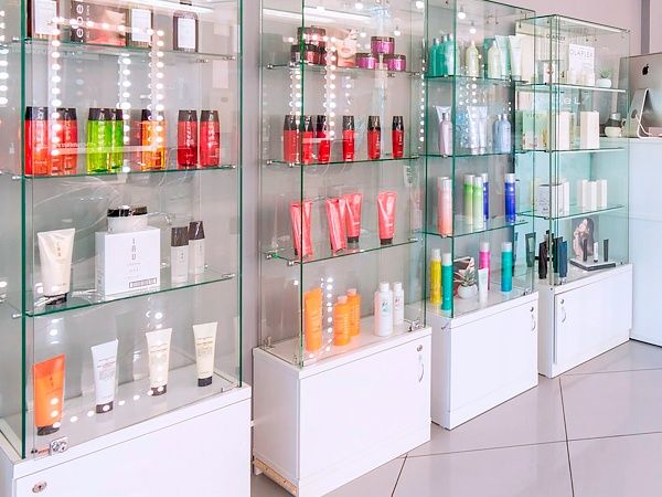 Сдам в аренду витрины торговые