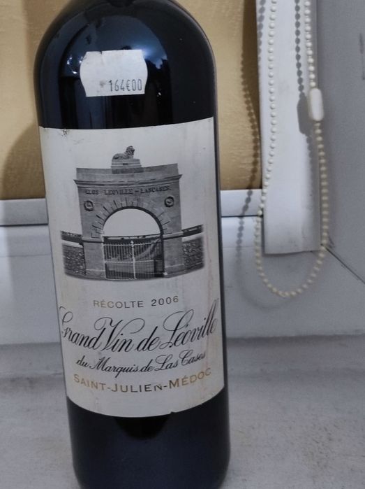 Sticla de vin ..mai rafinat.4 sticle