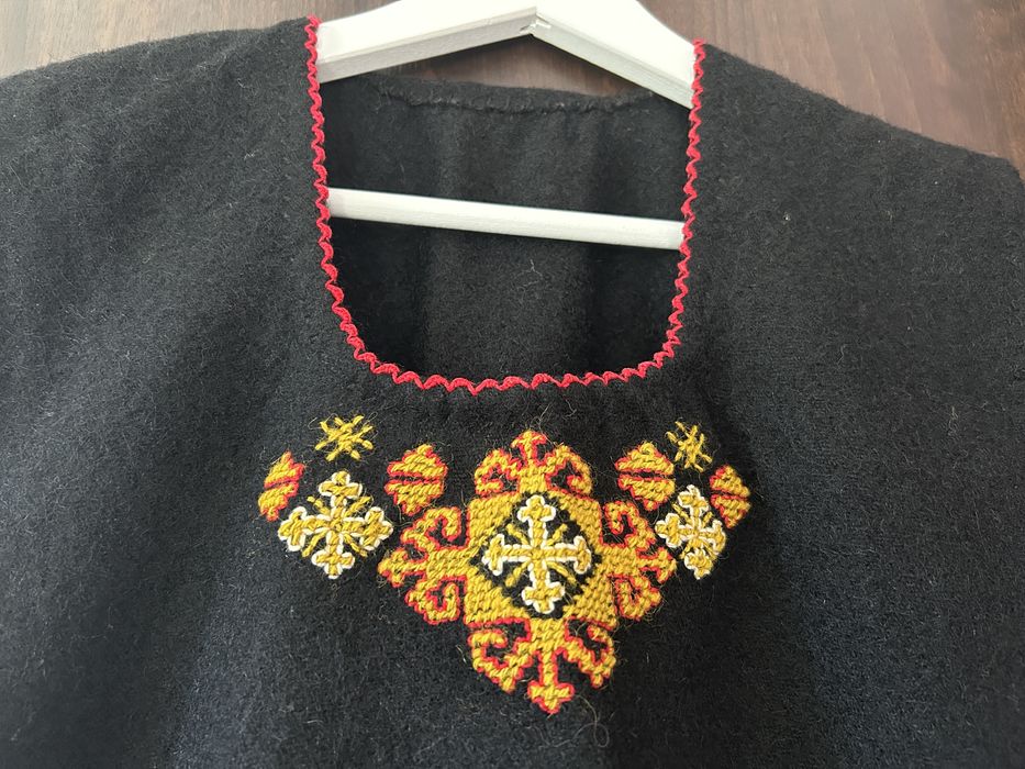 Автентична дамска носия