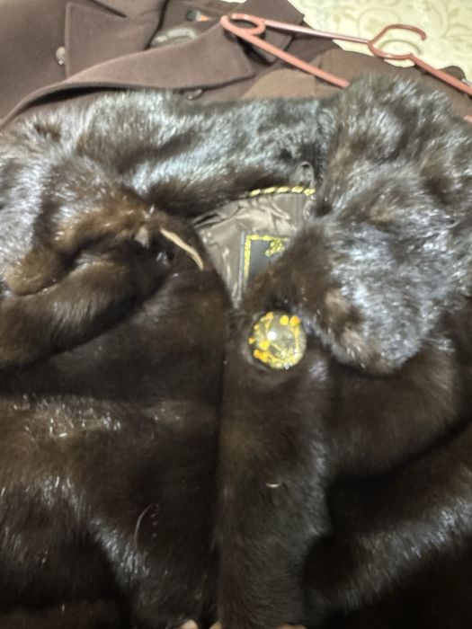 Продом норковую шубу в идеальном состояний