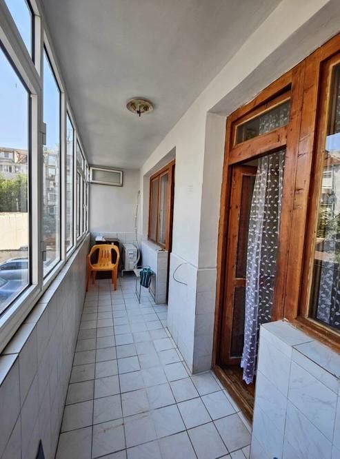 Дава се под наем Тристаен апартамент в Бургас, Център - 98 кв.м за 510 € - Снимка #8