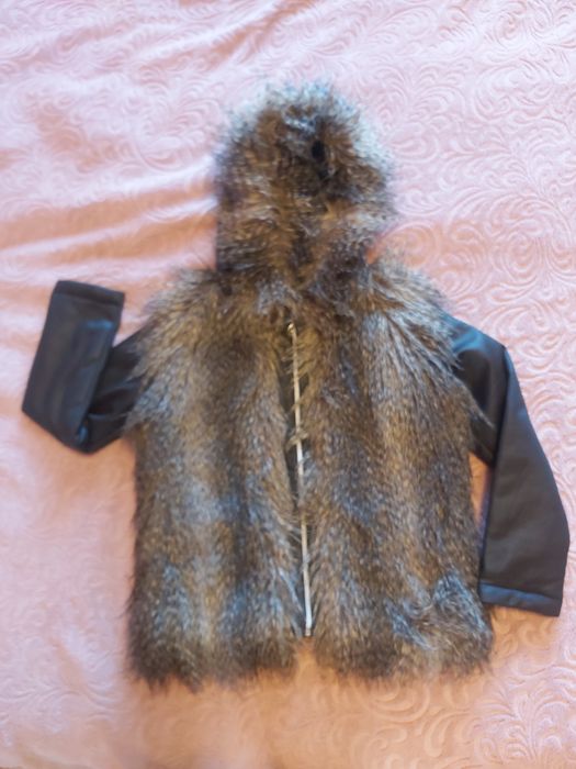 Модерно рошаво яке размер 152 см