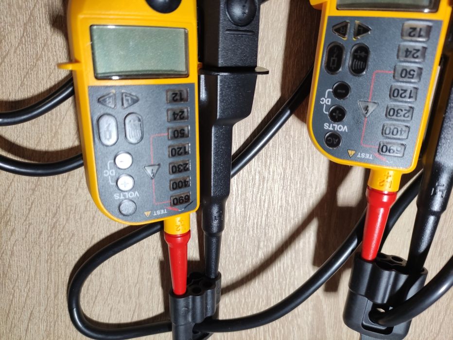 Multimetru digital Fluke T 130 Nou