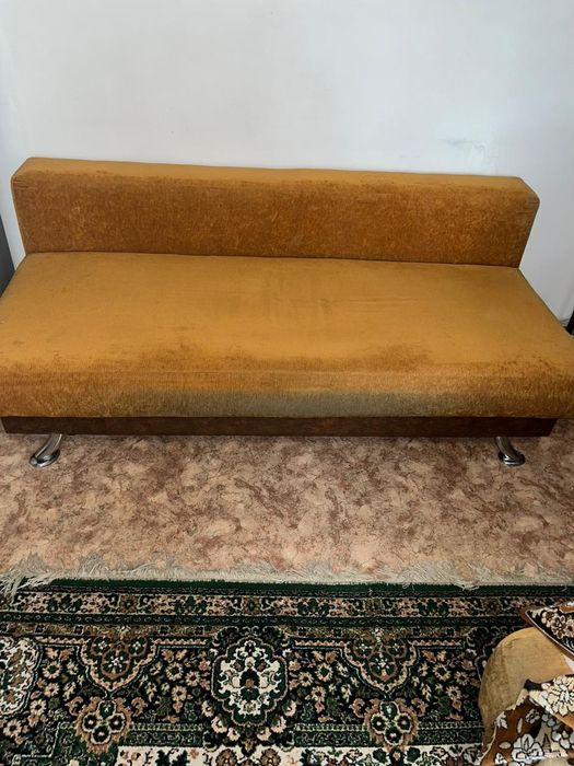 Продам диван с креслами