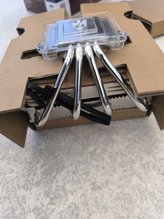 Cooler CPU cu profil