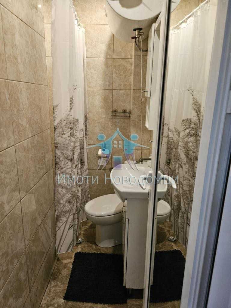 Двустаен, Шумен, Херсон