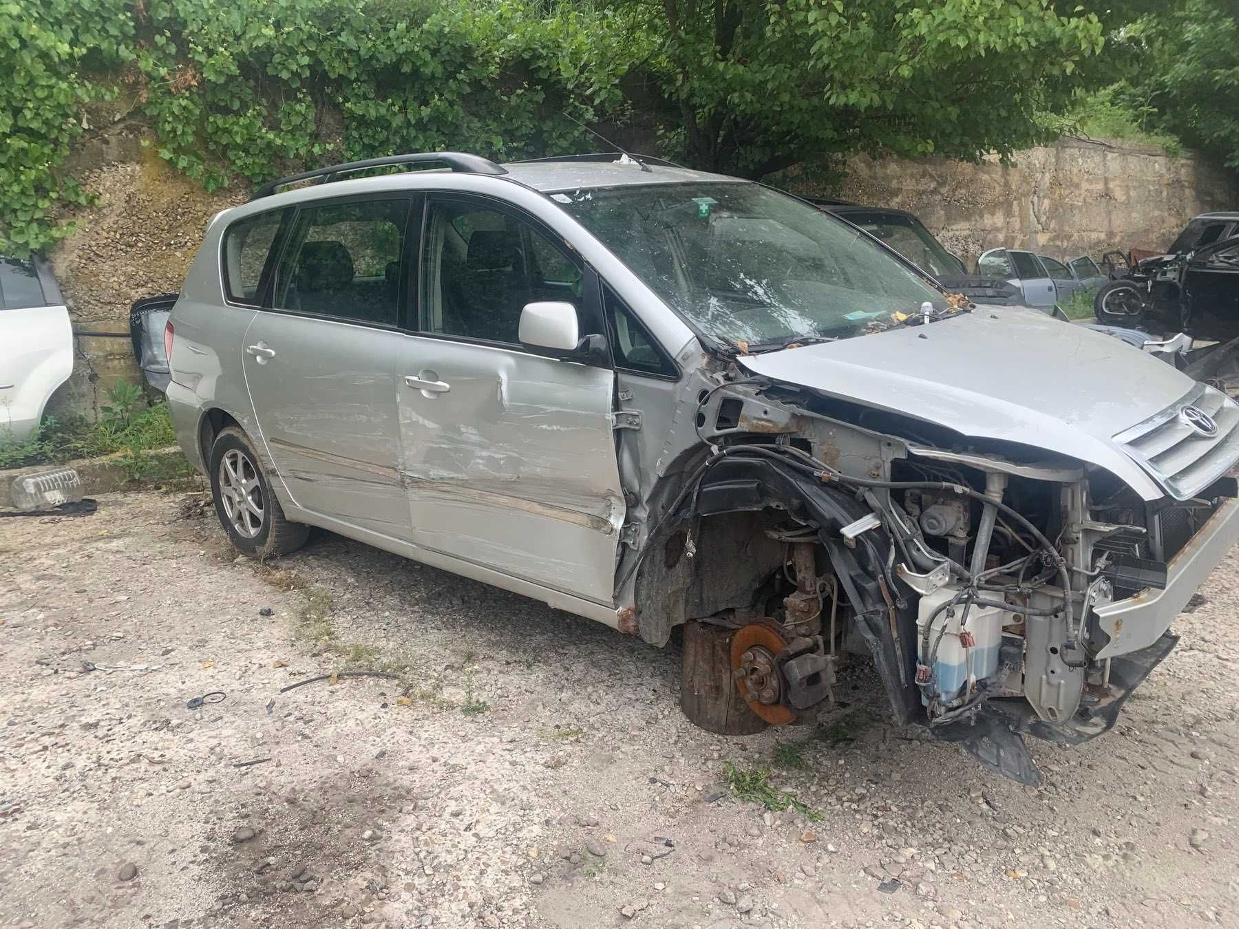 На Части Toyota Avensis Verso 2.0 D 116hp 1CD-FTV Тойота Авенсис Версо