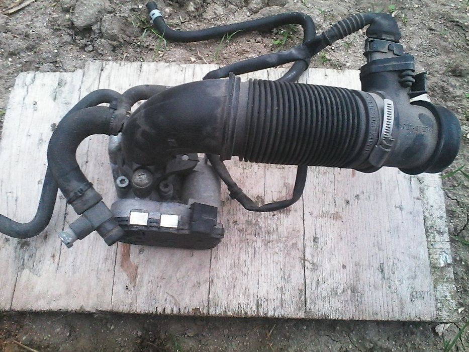 продавам части за опел агила 1000 кубика