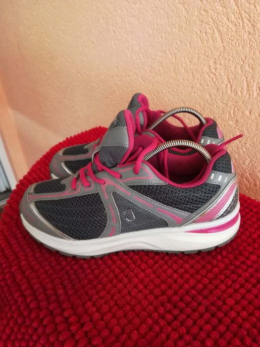 Adidași nr 39 Joya dama