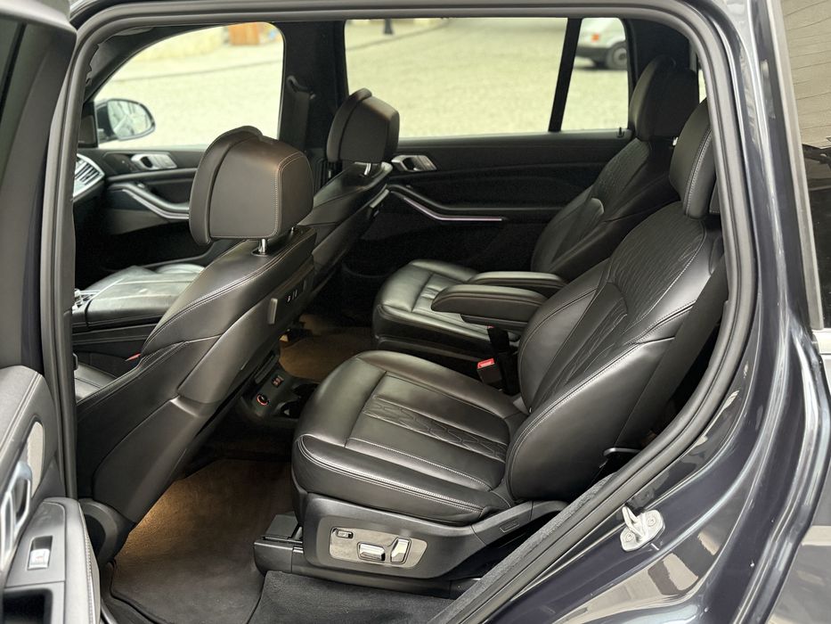 BMW X7 2020 3.0 Individual/Masaj/Racire/6 locuri/Panoramic