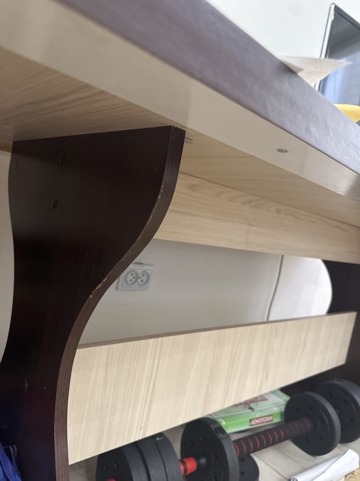 Продается столы для кухни в количестве 3 шт