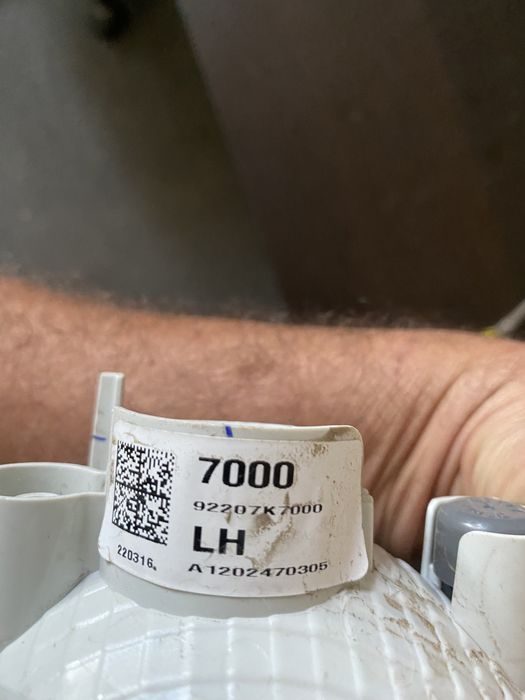 Lampa stanga fata lumini zi DRL Hyundai I10 de la 2019