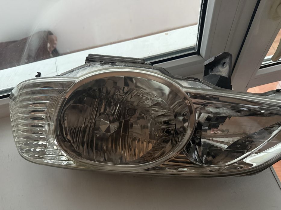 Фары на Хонду одиссей