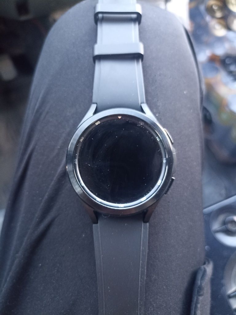 Galaxy watch4 classic(axop)