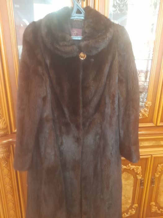 Женская норковая шуба