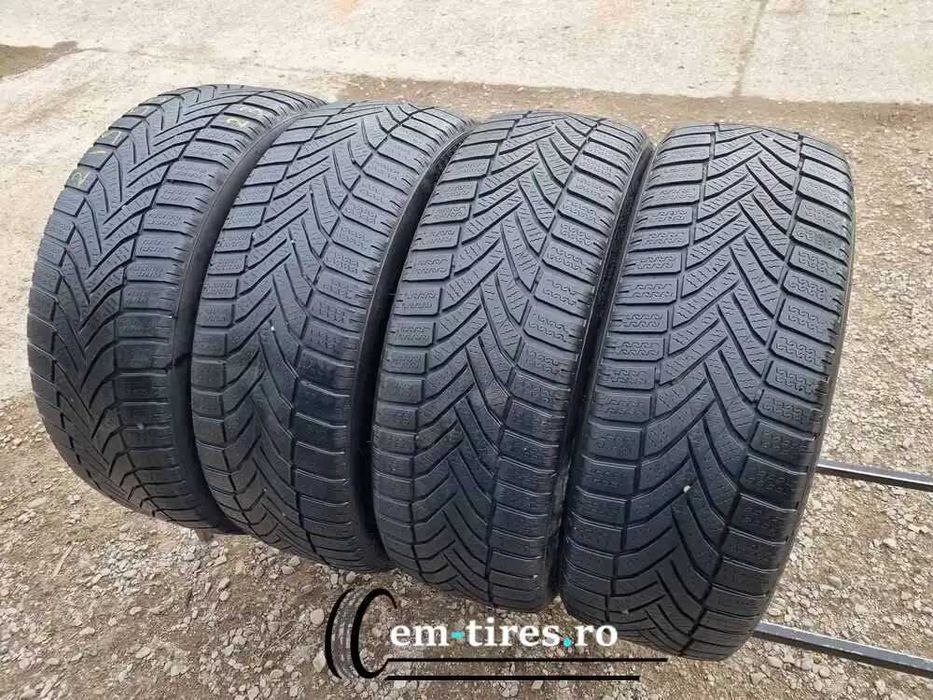 SET 4 Anvelope Iarna 215/55 R17 FALKEN Eurowinter HS02 98V