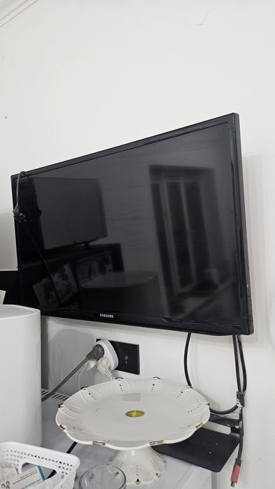 Продам телевизор