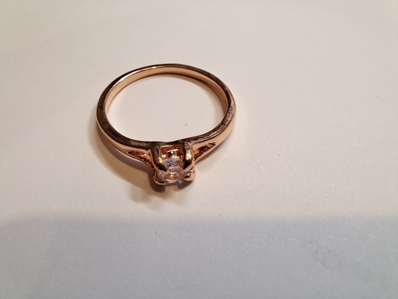 Дамски позлатен пръстен розово злато