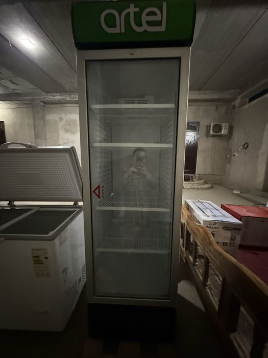 Muzlatgich tez va arzon narxda sotiladi