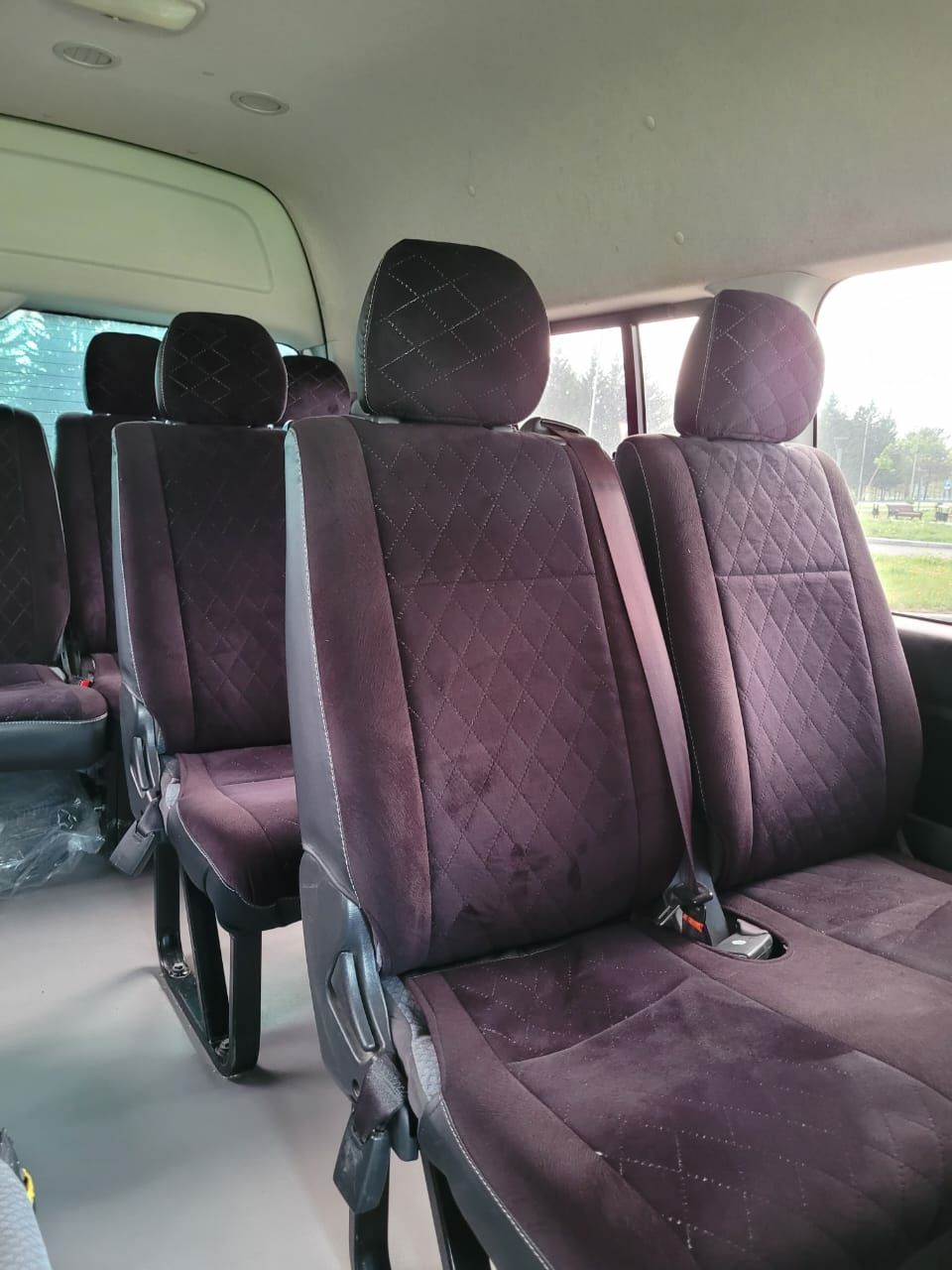 Пассажирские перевозки на Toyota Hiace