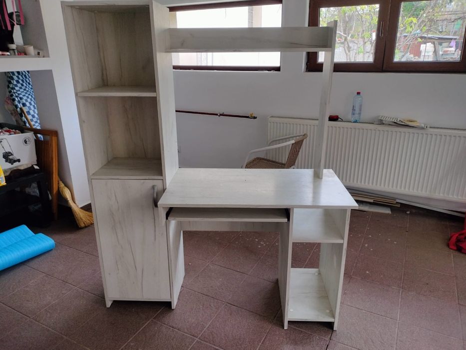 Birou de vânzare