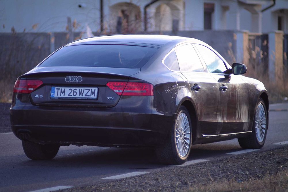 Audi A5 Sportback 2.0 TDI ,  155.800km.Distributie schimbata.Urgent