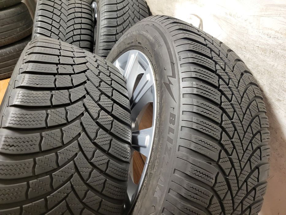 джанти 16" 5х114,3 Toyota гуми 205/55/16 Bridgestone зимни