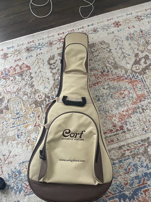 Китара yamaha c калъф