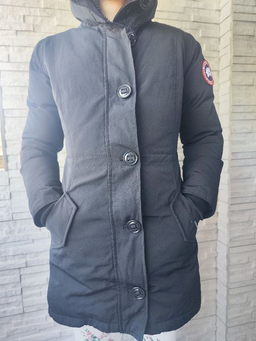 Продавам зимно дамско яке