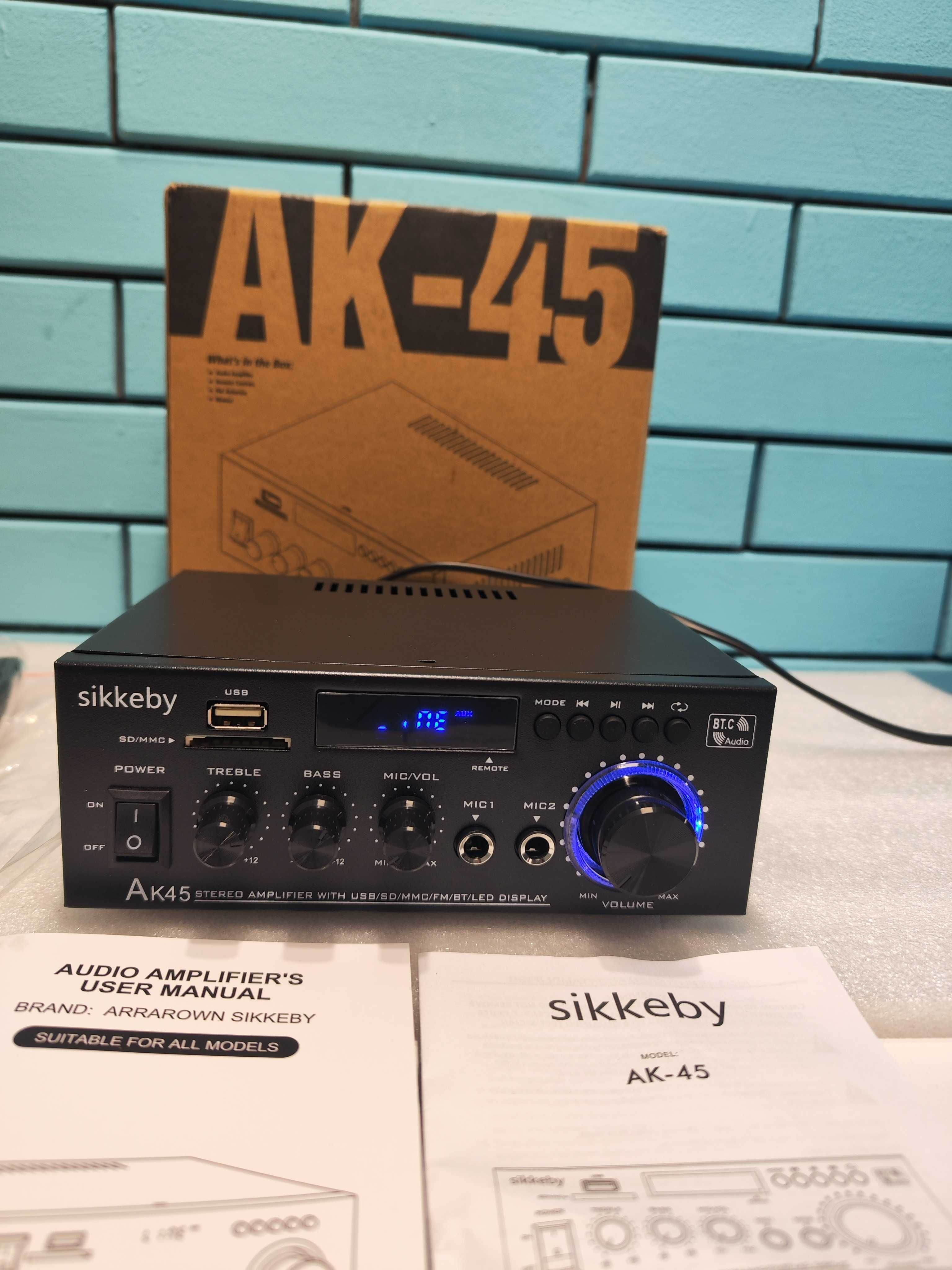Hi-Fi Bluetooth Усилвател 2x40W с USB, FM и Микрофон