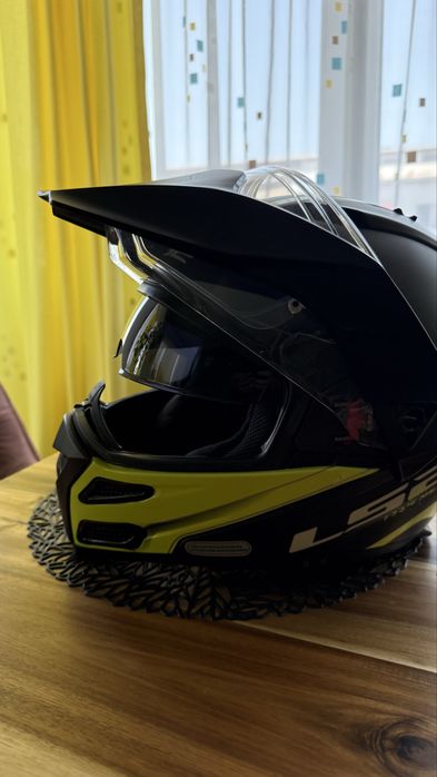 Casca moto LS2  in perfecta stare marimea L ,