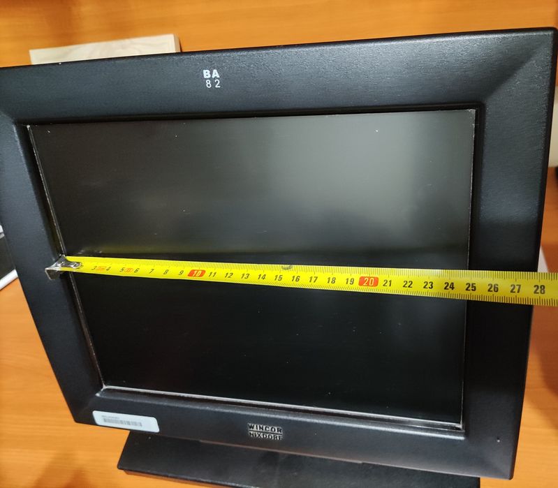 Unitate și display cu touchscreen