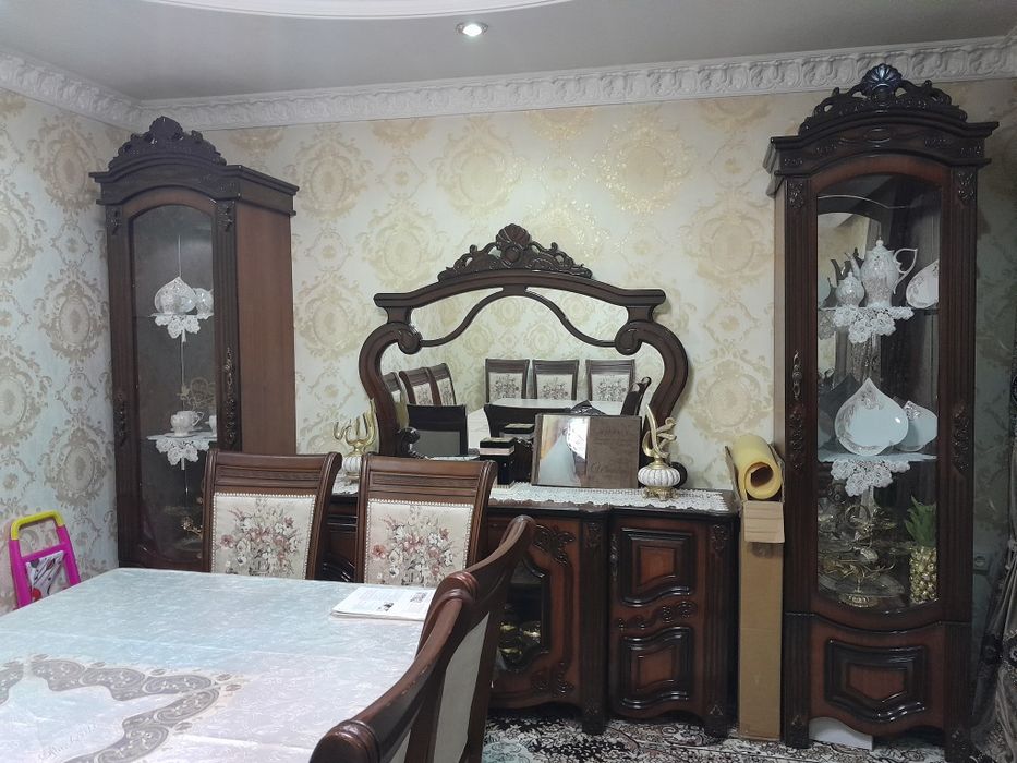 Продается камод с 2мя пеналами в идеальном состоянии