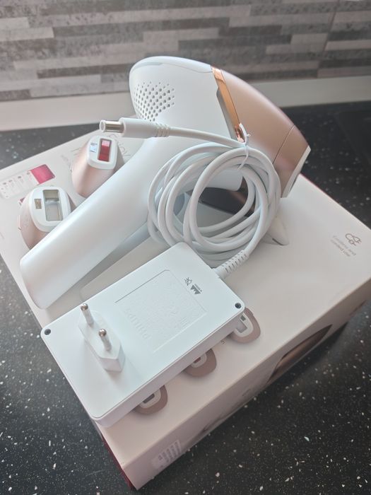 Epilator Philips IPL Seria 9000