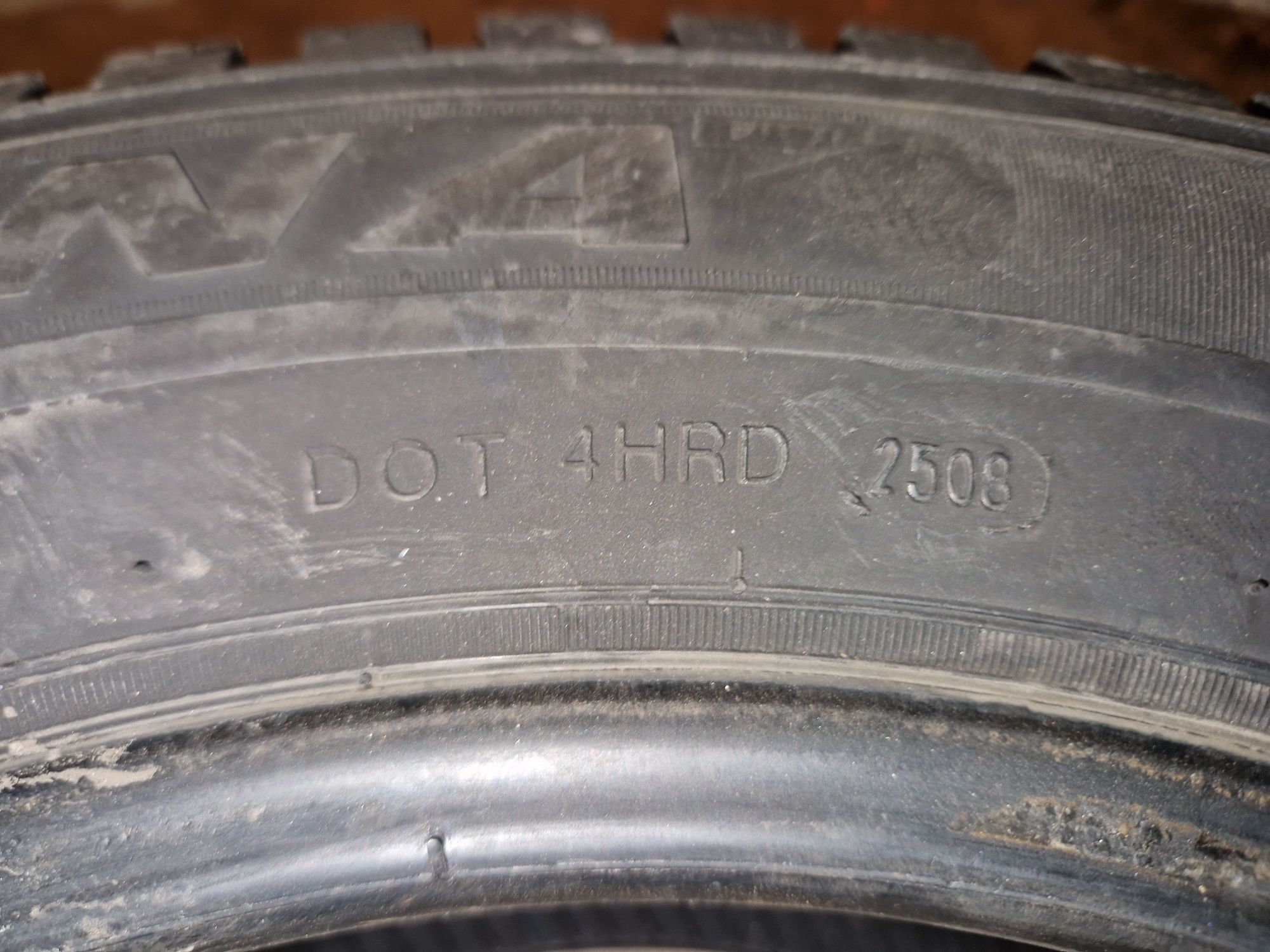 Зимни гуми 195/65R15