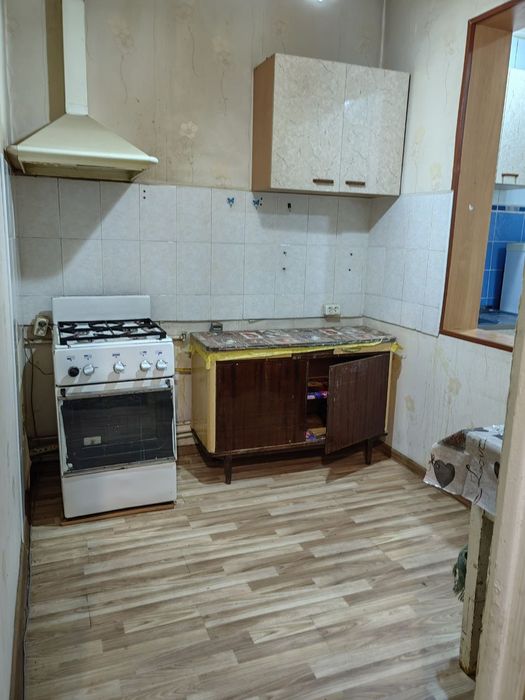 Сдаю квартиру Яшнабадский р-он Авиасозлар-1. 2-ком 3-этаж 4-этажном До