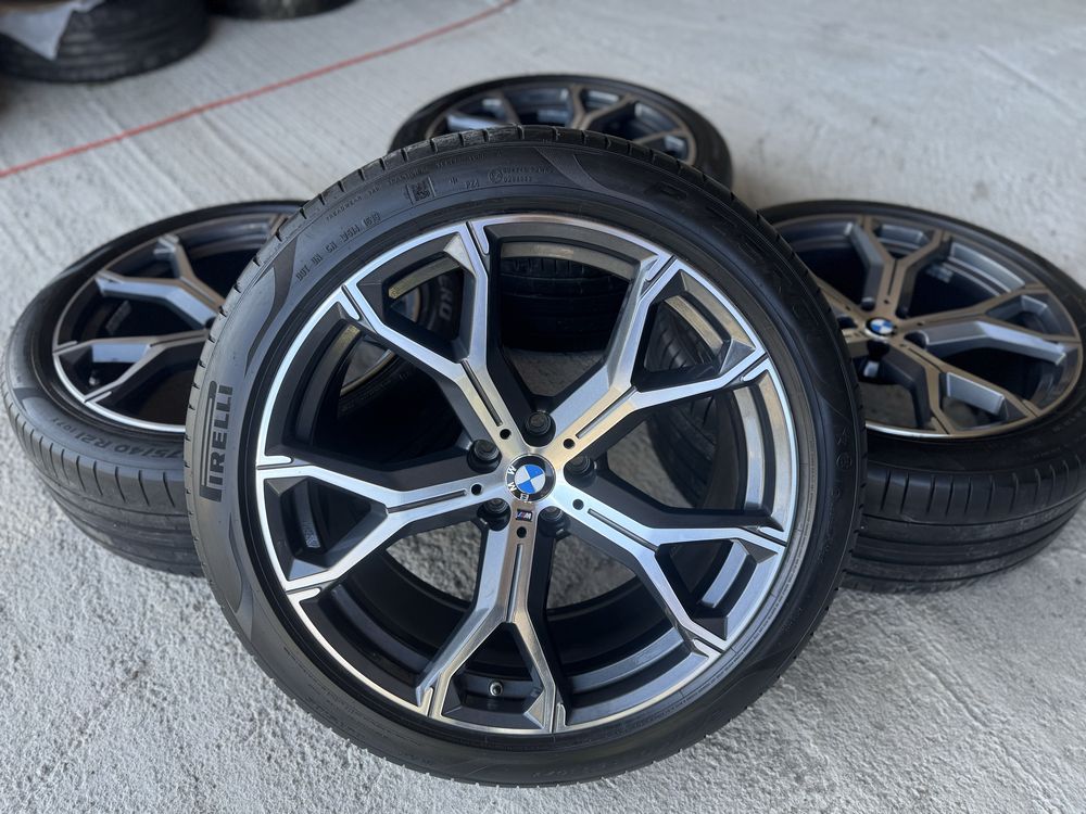 Jante Bmw X5 X6 R21 Pirelli vara 70% G05 G06 741M Originale