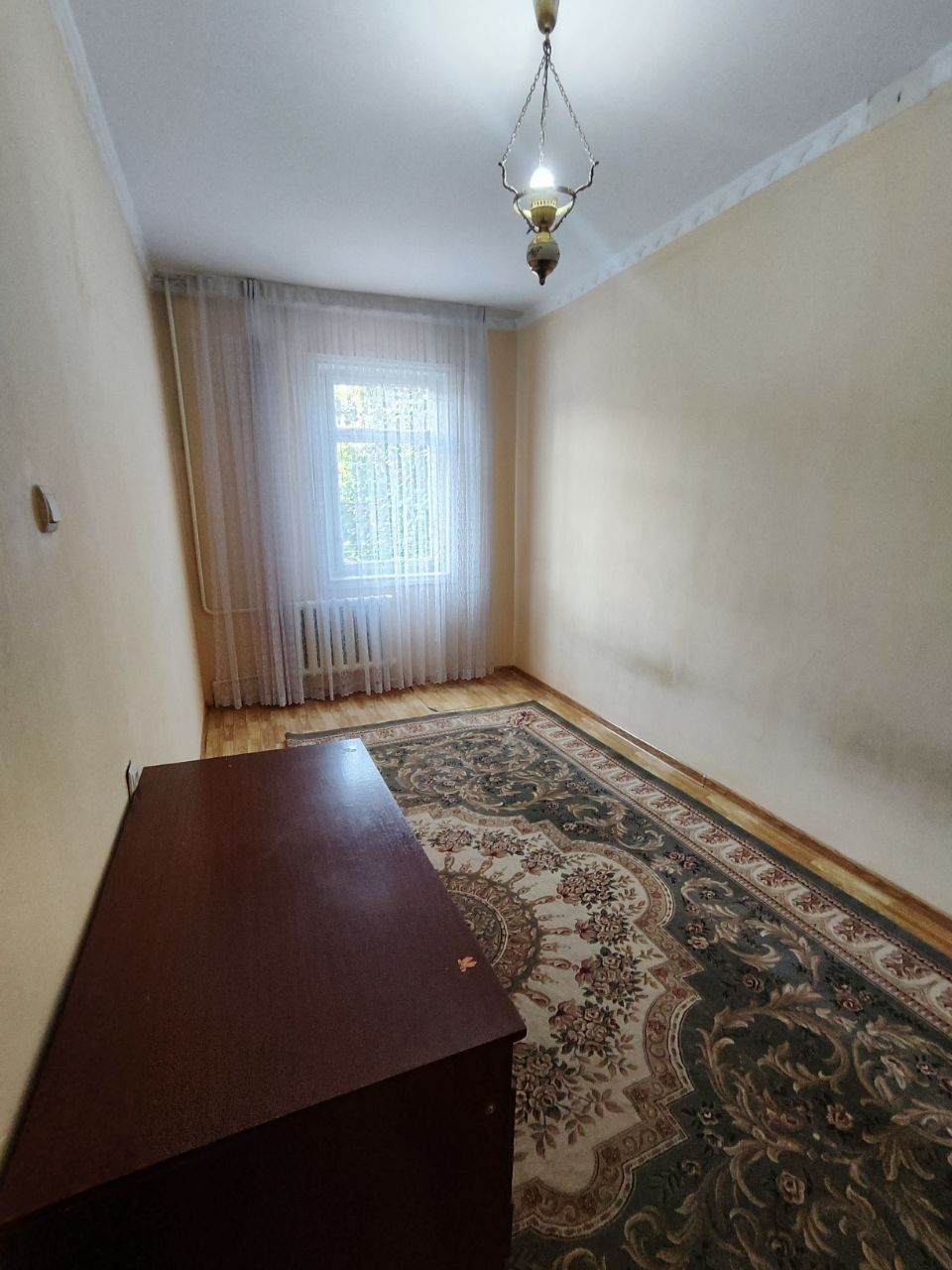 Продам 3 ком юнусабад 15 квартал