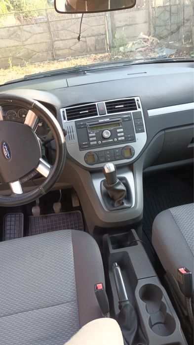 Schimb mașină pe tractoraș