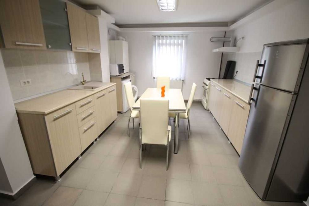 Apartament 3 camere str. Milcov nr. 9